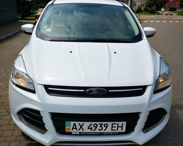 Білий Форд Куга, об'ємом двигуна 2 л та пробігом 115 тис. км за 13500 $, фото 10 на Automoto.ua