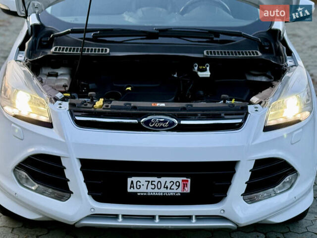 Білий Форд Куга, об'ємом двигуна 2 л та пробігом 205 тис. км за 16499 $, фото 66 на Automoto.ua