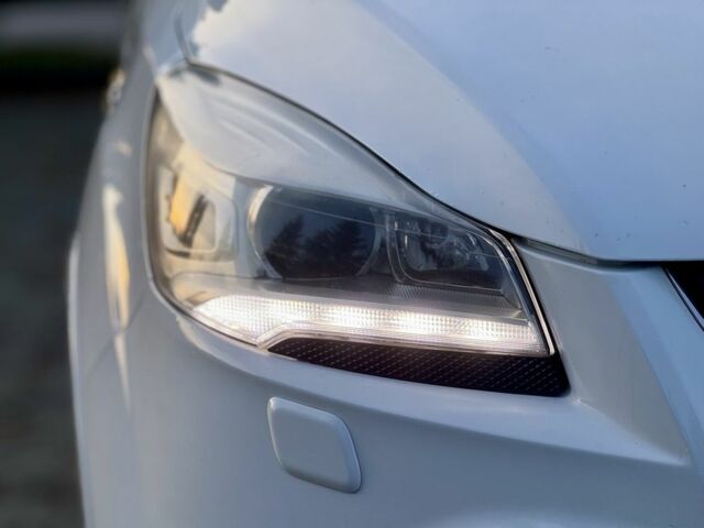 Білий Форд Куга, об'ємом двигуна 2 л та пробігом 205 тис. км за 16499 $, фото 10 на Automoto.ua