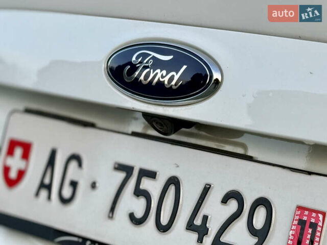 Білий Форд Куга, об'ємом двигуна 2 л та пробігом 205 тис. км за 16499 $, фото 21 на Automoto.ua