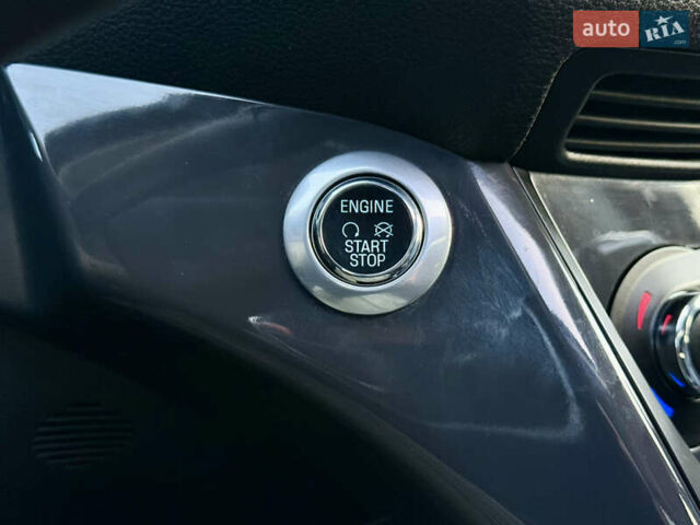 Білий Форд Куга, об'ємом двигуна 2 л та пробігом 205 тис. км за 16499 $, фото 44 на Automoto.ua