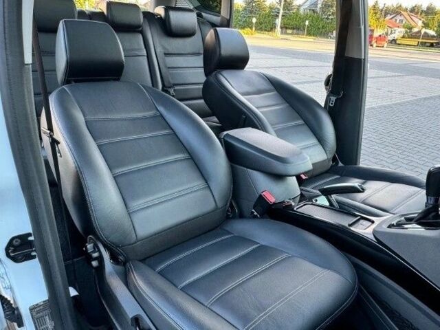 Белый Форд Куга, объемом двигателя 2 л и пробегом 125 тыс. км за 7600 $, фото 8 на Automoto.ua