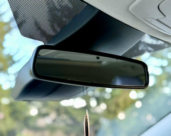 Білий Форд Куга, об'ємом двигуна 2 л та пробігом 205 тис. км за 16499 $, фото 47 на Automoto.ua