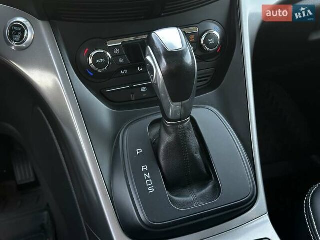 Білий Форд Куга, об'ємом двигуна 2 л та пробігом 170 тис. км за 13499 $, фото 21 на Automoto.ua