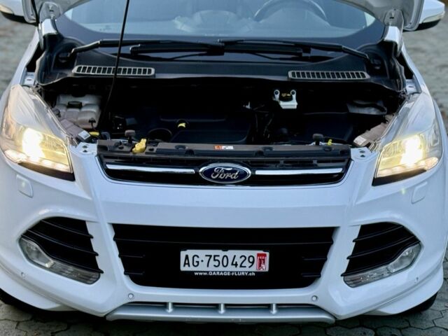 Білий Форд Куга, об'ємом двигуна 2 л та пробігом 205 тис. км за 16499 $, фото 23 на Automoto.ua