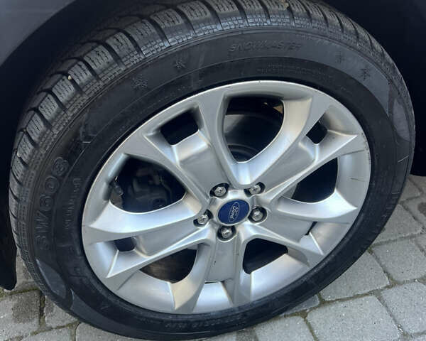 Белый Форд Куга, объемом двигателя 0 л и пробегом 230 тыс. км за 13500 $, фото 3 на Automoto.ua