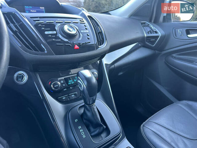 Білий Форд Куга, об'ємом двигуна 2 л та пробігом 258 тис. км за 15500 $, фото 37 на Automoto.ua