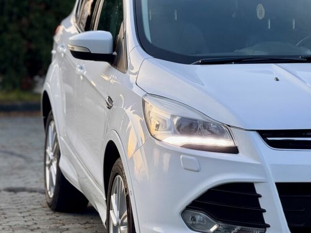 Білий Форд Куга, об'ємом двигуна 2 л та пробігом 205 тис. км за 16499 $, фото 9 на Automoto.ua