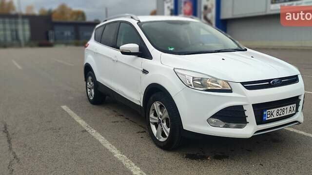 Белый Форд Куга, объемом двигателя 2 л и пробегом 220 тыс. км за 10500 $, фото 9 на Automoto.ua