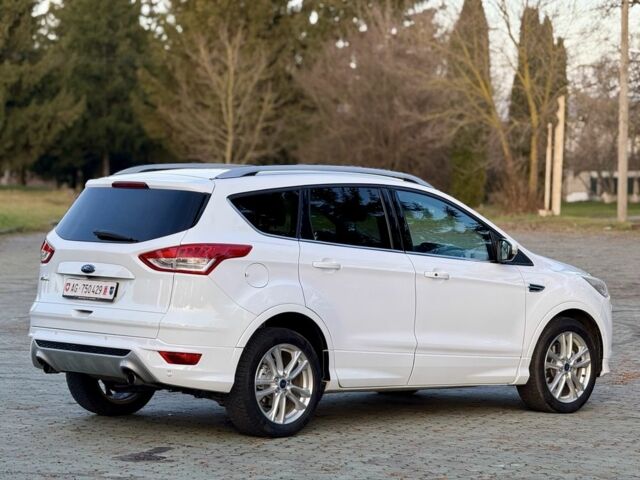 Білий Форд Куга, об'ємом двигуна 2 л та пробігом 205 тис. км за 16499 $, фото 4 на Automoto.ua