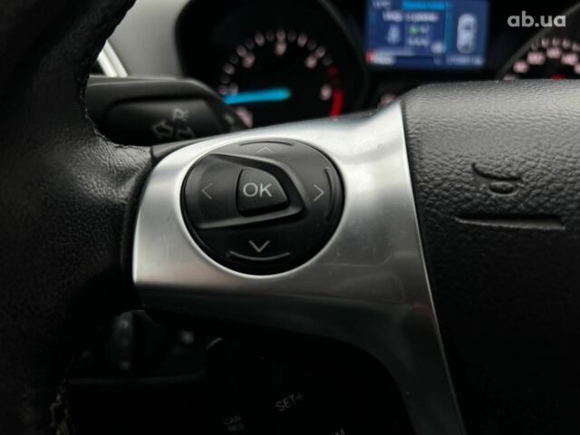 Белый Форд Куга, объемом двигателя 2 л и пробегом 211 тыс. км за 12990 $, фото 12 на Automoto.ua