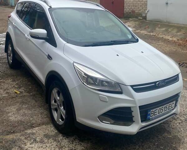 Белый Форд Куга, объемом двигателя 2 л и пробегом 152 тыс. км за 14500 $, фото 4 на Automoto.ua