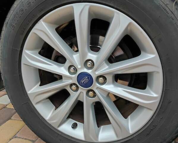 Белый Форд Куга, объемом двигателя 2 л и пробегом 145 тыс. км за 16000 $, фото 19 на Automoto.ua