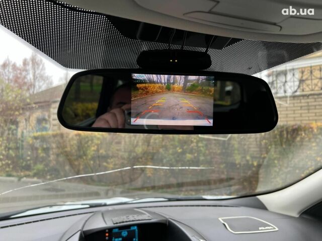 Белый Форд Куга, объемом двигателя 2 л и пробегом 211 тыс. км за 12990 $, фото 19 на Automoto.ua