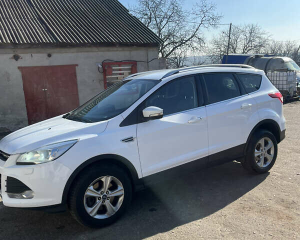Белый Форд Куга, объемом двигателя 2 л и пробегом 167 тыс. км за 14000 $, фото 1 на Automoto.ua