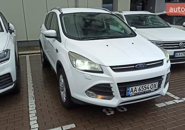 Білий Форд Куга, об'ємом двигуна 2 л та пробігом 236 тис. км за 14000 $, фото 1 на Automoto.ua