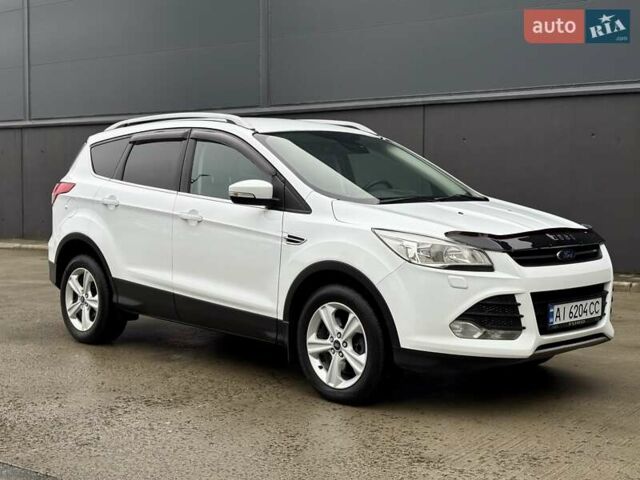 Білий Форд Куга, об'ємом двигуна 2 л та пробігом 291 тис. км за 9950 $, фото 2 на Automoto.ua