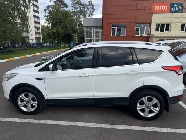 Білий Форд Куга, об'ємом двигуна 2 л та пробігом 86 тис. км за 16500 $, фото 9 на Automoto.ua