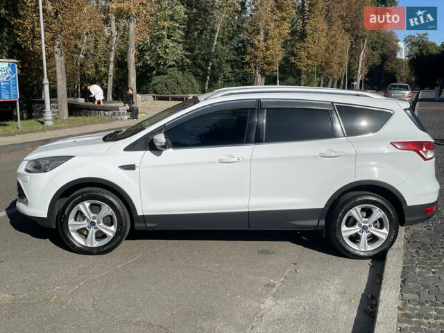 Белый Форд Куга, объемом двигателя 2 л и пробегом 119 тыс. км за 17300 $, фото 8 на Automoto.ua