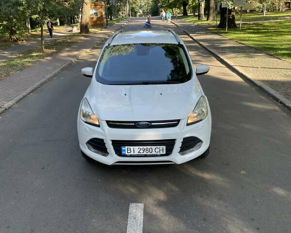 Белый Форд Куга, объемом двигателя 2 л и пробегом 119 тыс. км за 17300 $, фото 42 на Automoto.ua