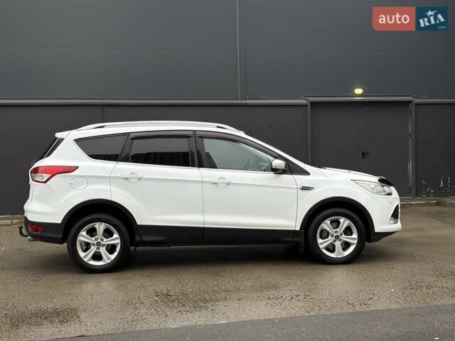 Білий Форд Куга, об'ємом двигуна 2 л та пробігом 291 тис. км за 9950 $, фото 11 на Automoto.ua