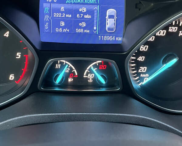 Белый Форд Куга, объемом двигателя 2 л и пробегом 119 тыс. км за 17300 $, фото 35 на Automoto.ua