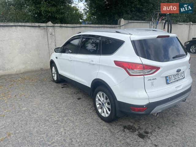 Белый Форд Куга, объемом двигателя 2 л и пробегом 102 тыс. км за 17800 $, фото 6 на Automoto.ua
