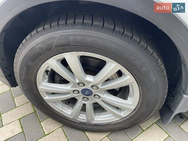 Белый Форд Куга, объемом двигателя 2 л и пробегом 133 тыс. км за 16900 $, фото 7 на Automoto.ua