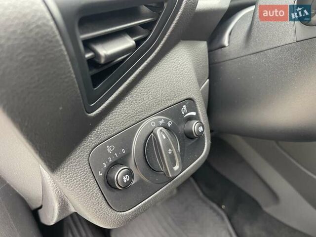 Белый Форд Куга, объемом двигателя 2 л и пробегом 133 тыс. км за 16900 $, фото 13 на Automoto.ua