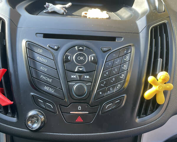 Белый Форд Куга, объемом двигателя 2 л и пробегом 119 тыс. км за 17300 $, фото 38 на Automoto.ua