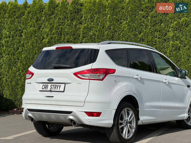 Білий Форд Куга, об'ємом двигуна 2 л та пробігом 289 тис. км за 13999 $, фото 7 на Automoto.ua
