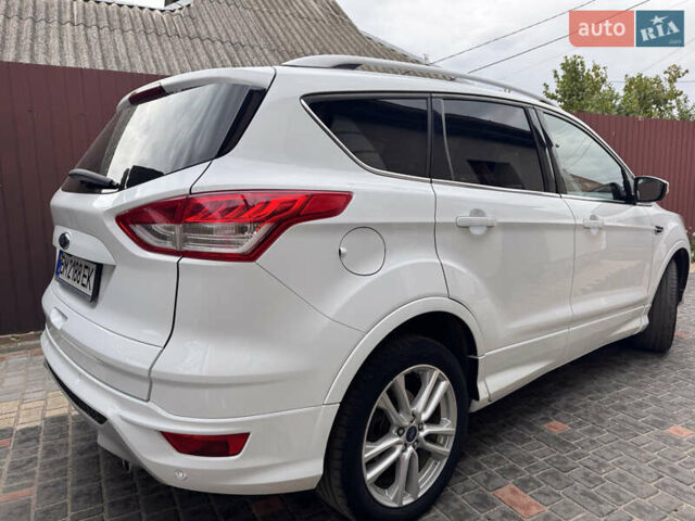 Белый Форд Куга, объемом двигателя 2 л и пробегом 122 тыс. км за 15500 $, фото 1 на Automoto.ua