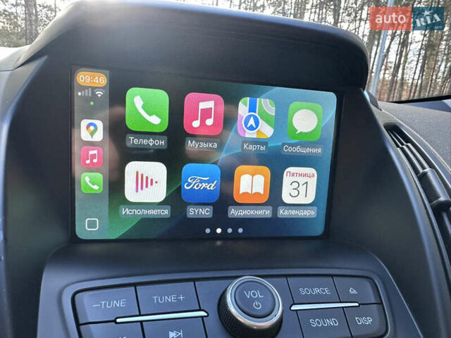 Белый Форд Куга, объемом двигателя 2 л и пробегом 155 тыс. км за 15700 $, фото 68 на Automoto.ua