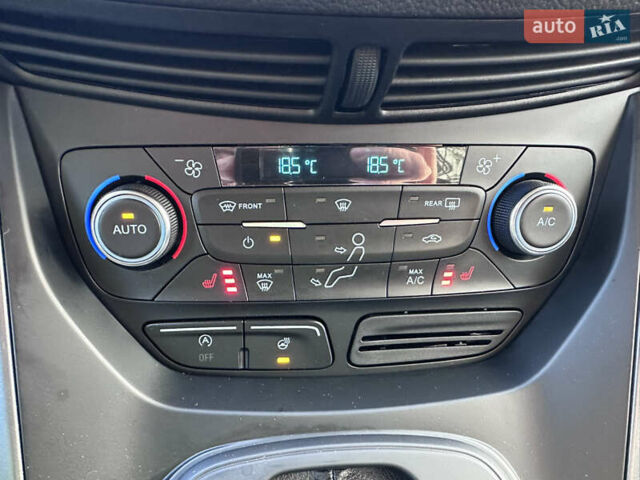 Белый Форд Куга, объемом двигателя 2 л и пробегом 155 тыс. км за 15700 $, фото 45 на Automoto.ua