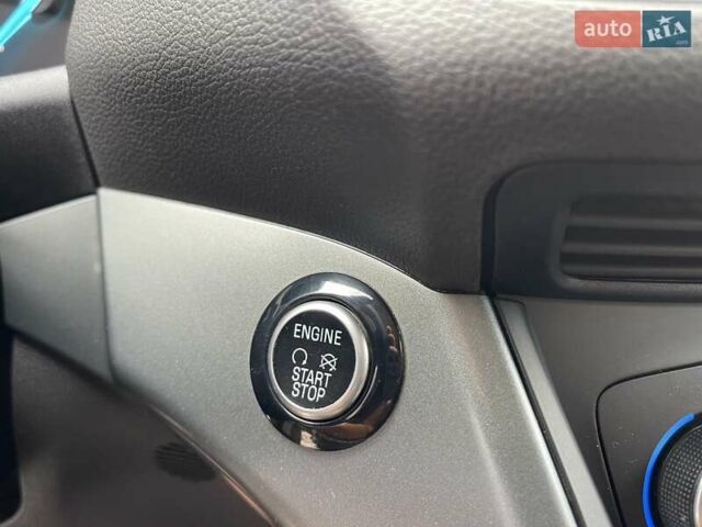 Белый Форд Куга, объемом двигателя 2 л и пробегом 133 тыс. км за 16900 $, фото 18 на Automoto.ua