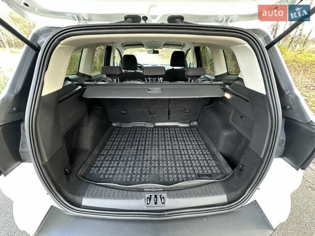 Белый Форд Куга, объемом двигателя 2 л и пробегом 155 тыс. км за 15700 $, фото 19 на Automoto.ua