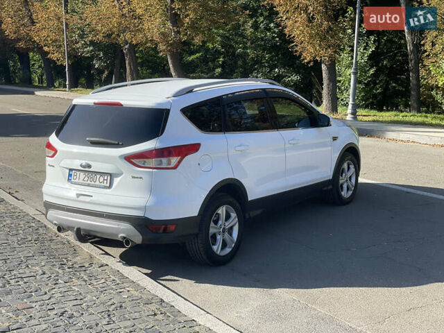 Белый Форд Куга, объемом двигателя 2 л и пробегом 119 тыс. км за 17300 $, фото 12 на Automoto.ua