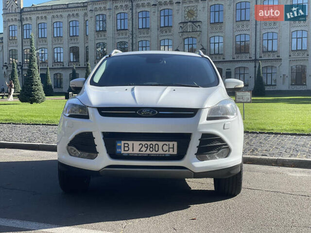 Белый Форд Куга, объемом двигателя 2 л и пробегом 119 тыс. км за 17300 $, фото 4 на Automoto.ua