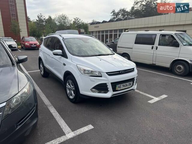 Білий Форд Куга, об'ємом двигуна 2 л та пробігом 86 тис. км за 16500 $, фото 8 на Automoto.ua