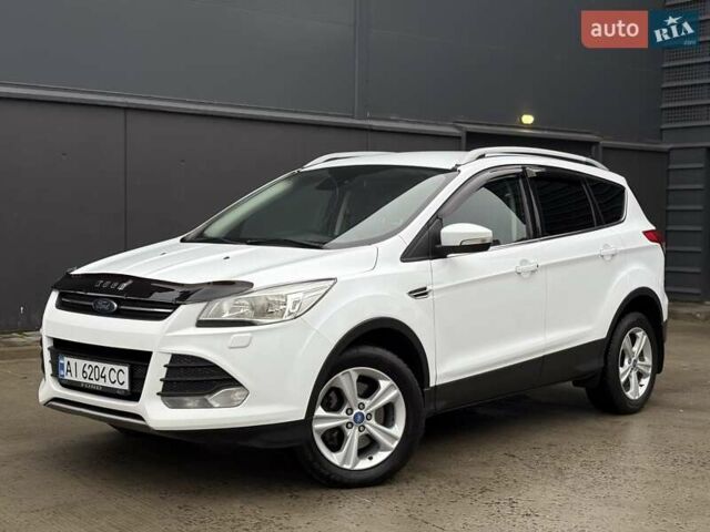Білий Форд Куга, об'ємом двигуна 2 л та пробігом 291 тис. км за 9950 $, фото 10 на Automoto.ua
