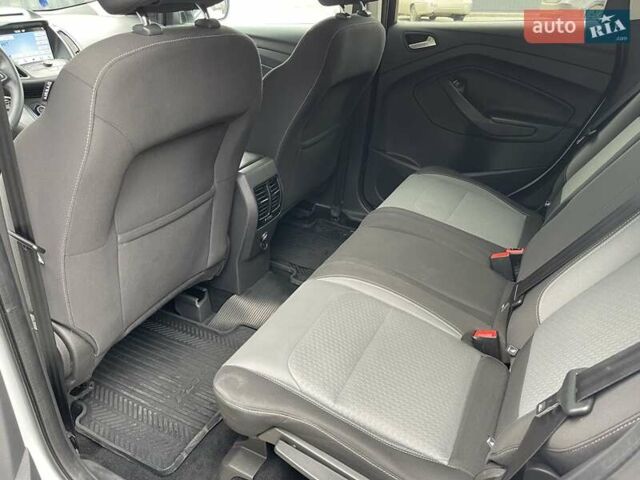Белый Форд Куга, объемом двигателя 2 л и пробегом 133 тыс. км за 16900 $, фото 21 на Automoto.ua