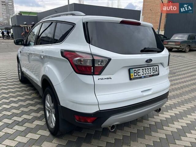 Белый Форд Куга, объемом двигателя 2 л и пробегом 133 тыс. км за 16900 $, фото 5 на Automoto.ua