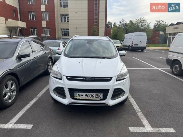 Білий Форд Куга, об'ємом двигуна 2 л та пробігом 86 тис. км за 16500 $, фото 3 на Automoto.ua