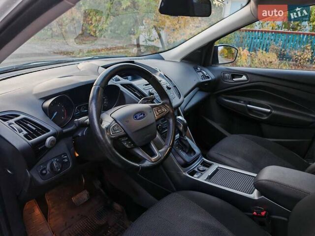 Белый Форд Куга, объемом двигателя 2 л и пробегом 181 тыс. км за 15700 $, фото 9 на Automoto.ua