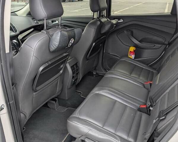 Форд Куга 2017 в Житомире на Automoto.ua Белый Форд Куга, объемом двигателя 2 л и пробегом 168 тыс. км за 16500 $, фото 19 на Automoto.ua