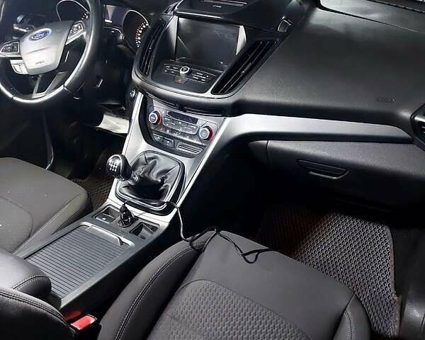 Білий Форд Куга, об'ємом двигуна 2 л та пробігом 99 тис. км за 8400 $, фото 8 на Automoto.ua