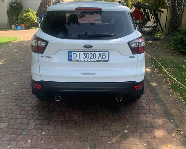 Білий Форд Куга, об'ємом двигуна 2 л та пробігом 203 тис. км за 16000 $, фото 10 на Automoto.ua