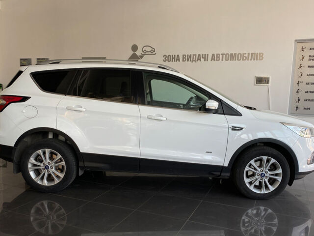 Белый Форд Куга, объемом двигателя 2 л и пробегом 176 тыс. км за 16900 $, фото 7 на Automoto.ua