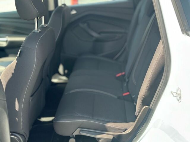 Белый Форд Куга, объемом двигателя 2 л и пробегом 80 тыс. км за 15800 $, фото 6 на Automoto.ua