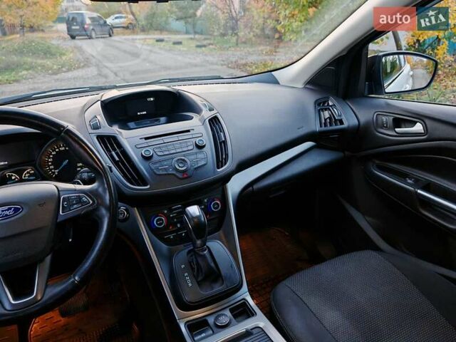 Белый Форд Куга, объемом двигателя 2 л и пробегом 181 тыс. км за 15700 $, фото 11 на Automoto.ua